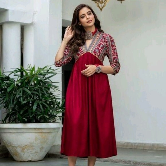 sangouri Dresses & Skirts - Women's dress